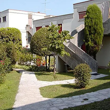 Villaggio Boschetti Mgh 1 Apartamento *